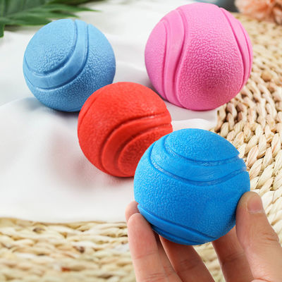 acheter Nettoyage des dents Jouer à la balle d'entraînement pour chiens Mousse naturelle TPR Durable Indestructible Bleu/Rouge/Rose fabrication en ligne